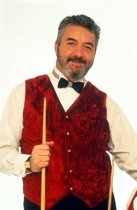 RIP JV: Snooker World Mourns the Sudden Passing of Legendary Commentator John Virgo