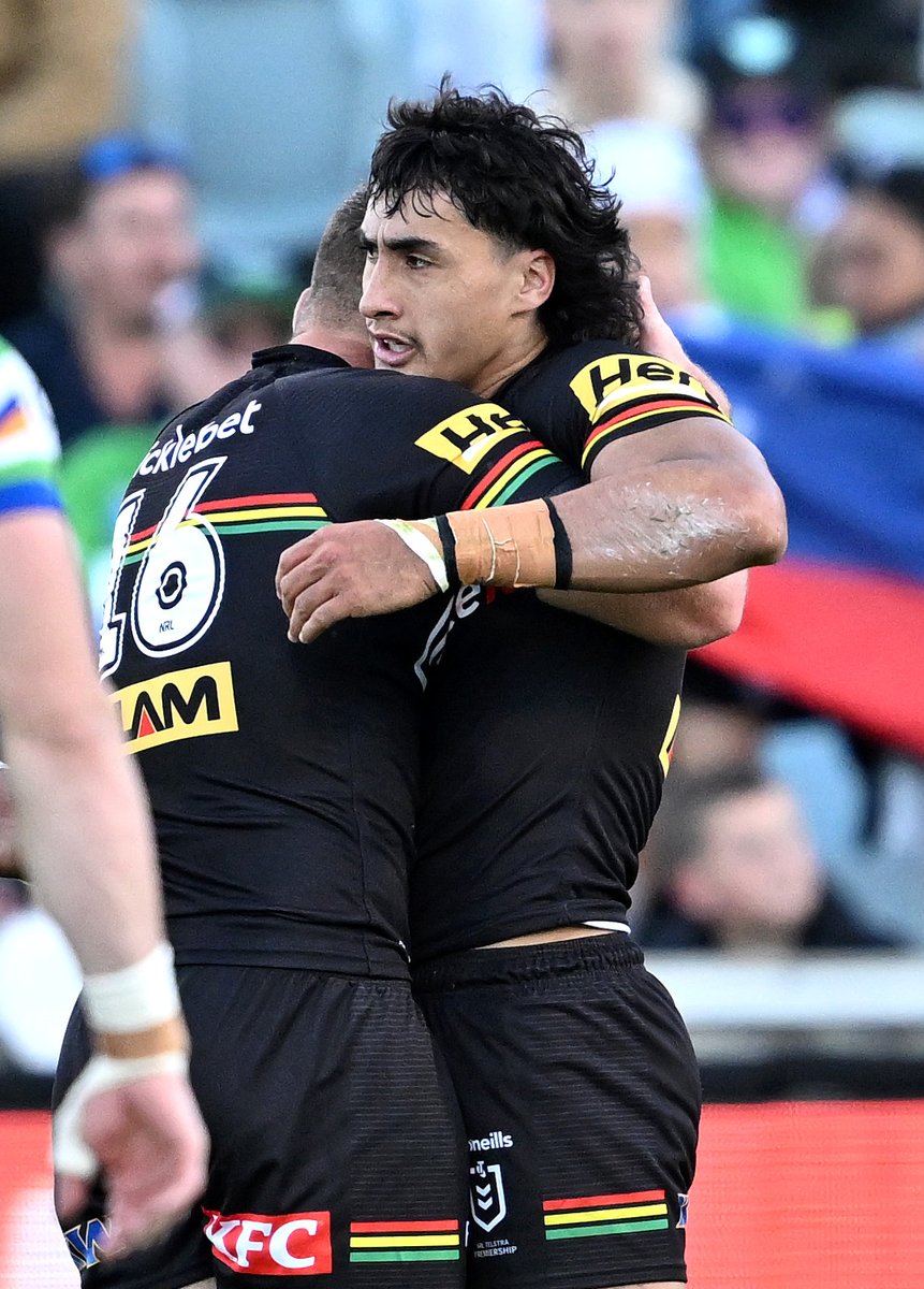 Penrith Panthers Edge Canberra Raiders 30-18 in NRL Round 10 Thriller – Referee Drama and Fan Voting Ignite Post-Match Buzz